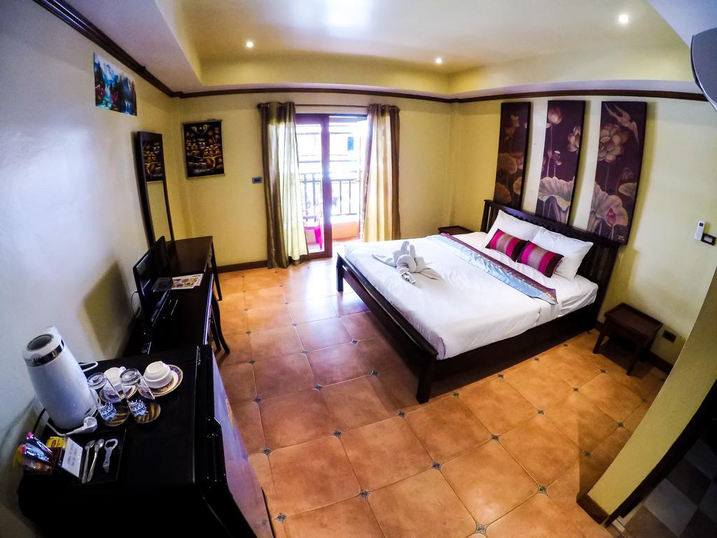 Sun Shine Coast Inn Ban Nong Tabaek Exterior photo